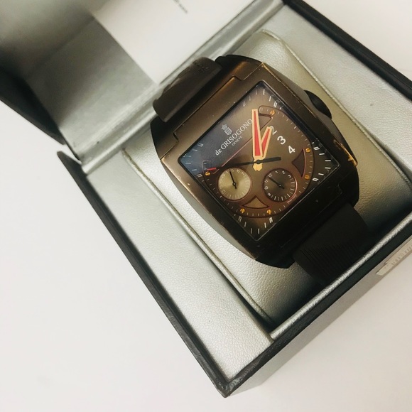 luxury watch De Grisogono Instrumento PowerBreaker - Picture 1 of 6